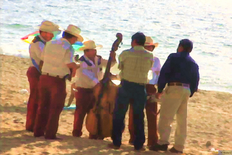 Playa de Los Muertos Mariachi.jpg - 204514 Bytes